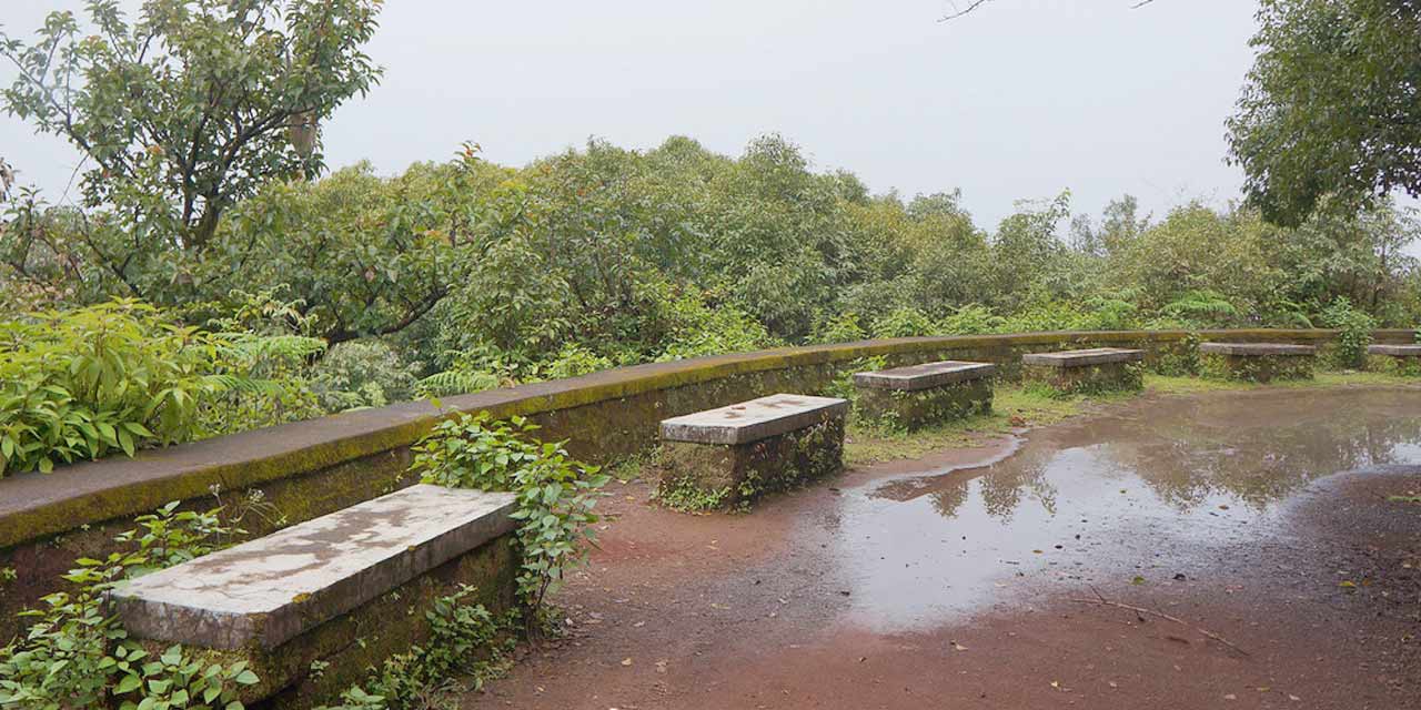 Babington Point, Mahabaleshwar Tourist Attraction