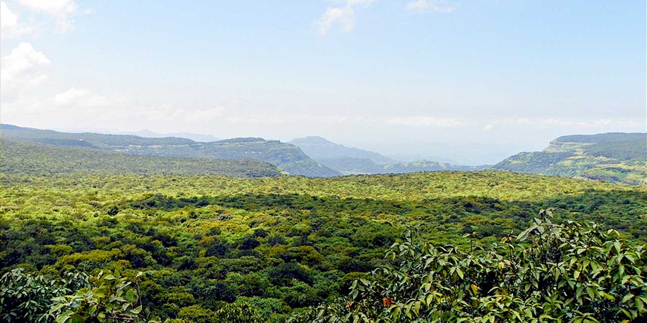 Connaught Peak, Mahabaleshwar Tourist Attraction